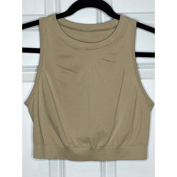 Alphalete Stratus Crop Tank in Color Linen Size XL - Picture 2 of 9